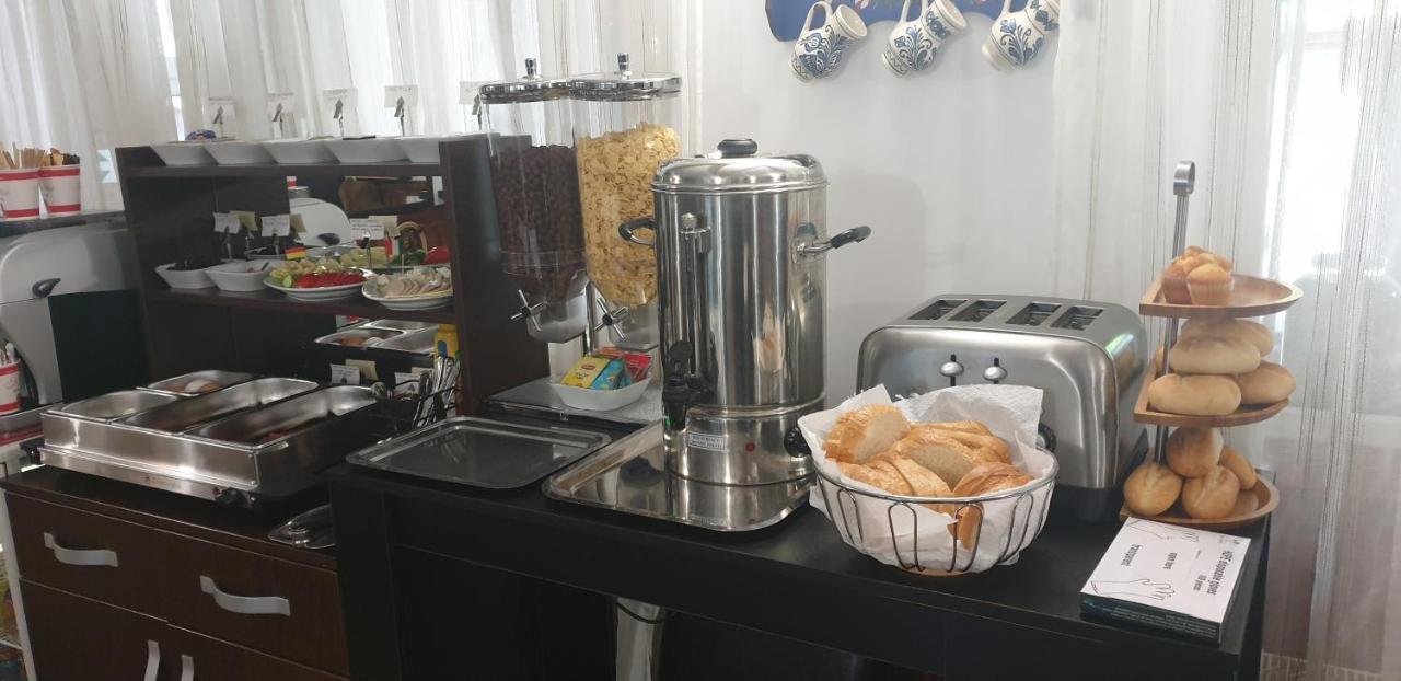 אזוגה Vila Valencia מראה חיצוני תמונה